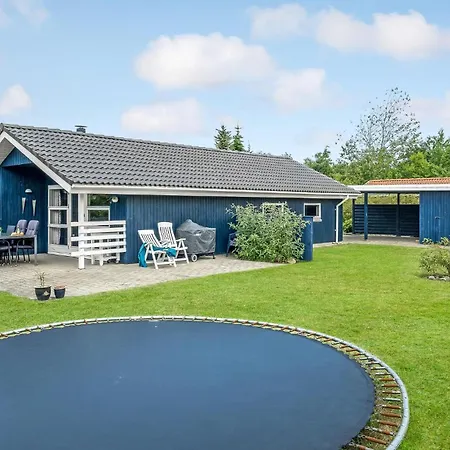 3 Bedroom Amazing In Tarm