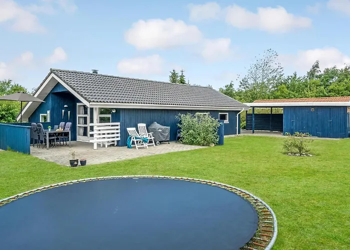 3 Bedroom Amazing In Tarm