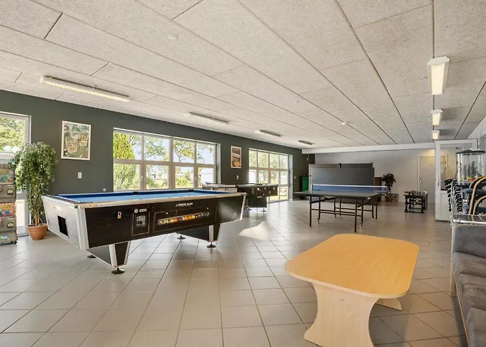 Semesterbostad 3 Bedroom Amazing In